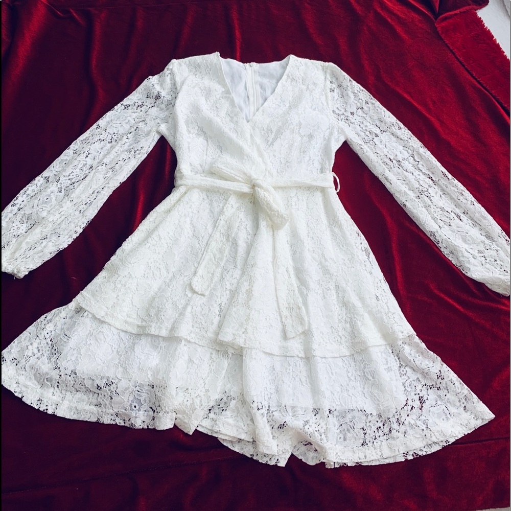 White lace dress